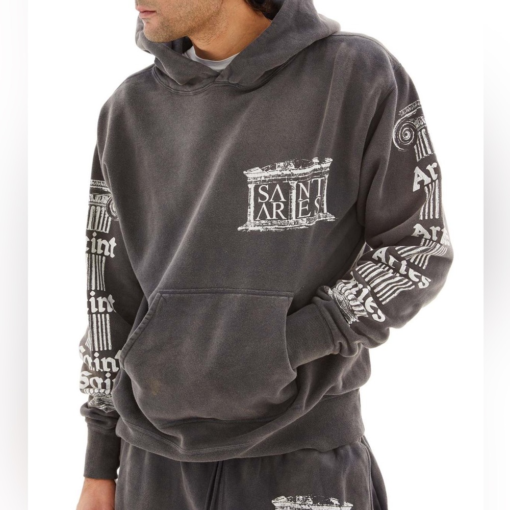 SAINT MICHAEL
SAINT ARIES HOODIE